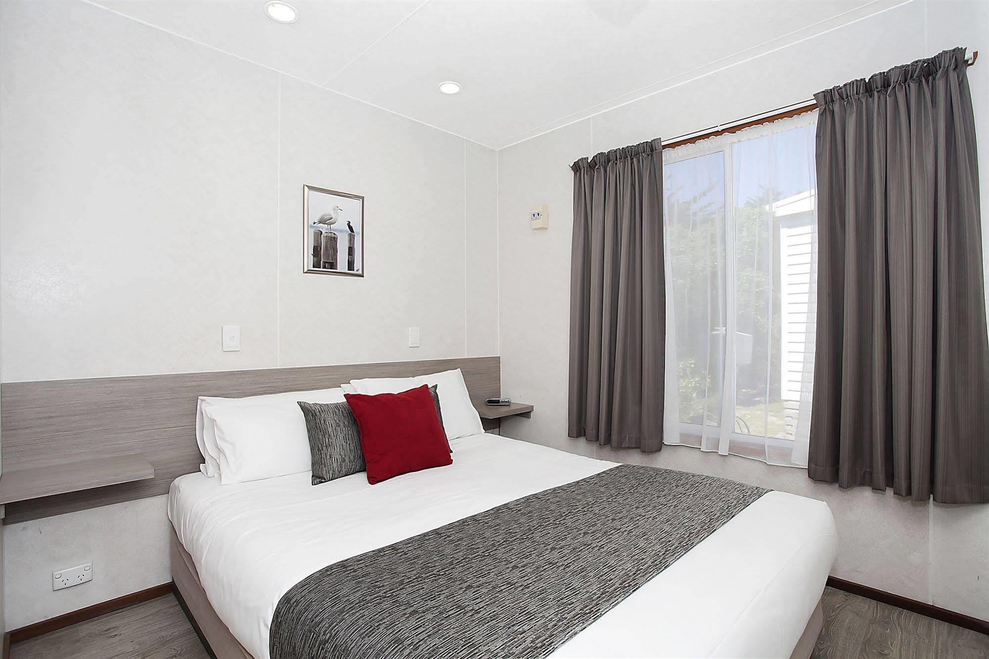 Hotel Great Ocean Road Tourist Park Peterborough Exterior foto